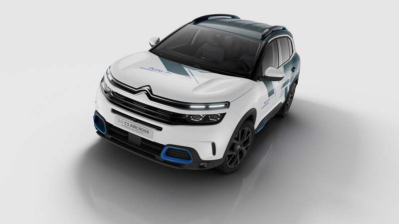 Citro__n_C5_Aircross_SUV_Hybrid_Concept_1