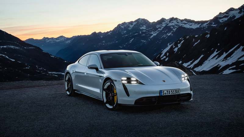 Porsche Taycan 2019