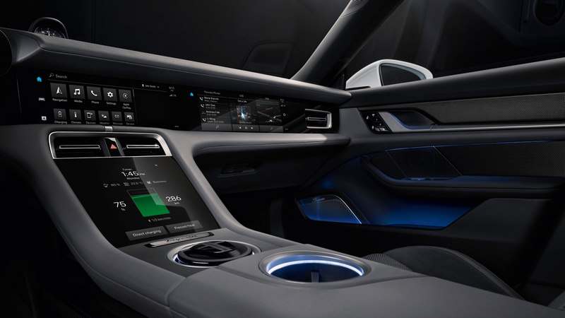 Porsche Taycan 2019 (6)