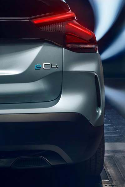 Yeni Nesil Citroen E C4 (7)