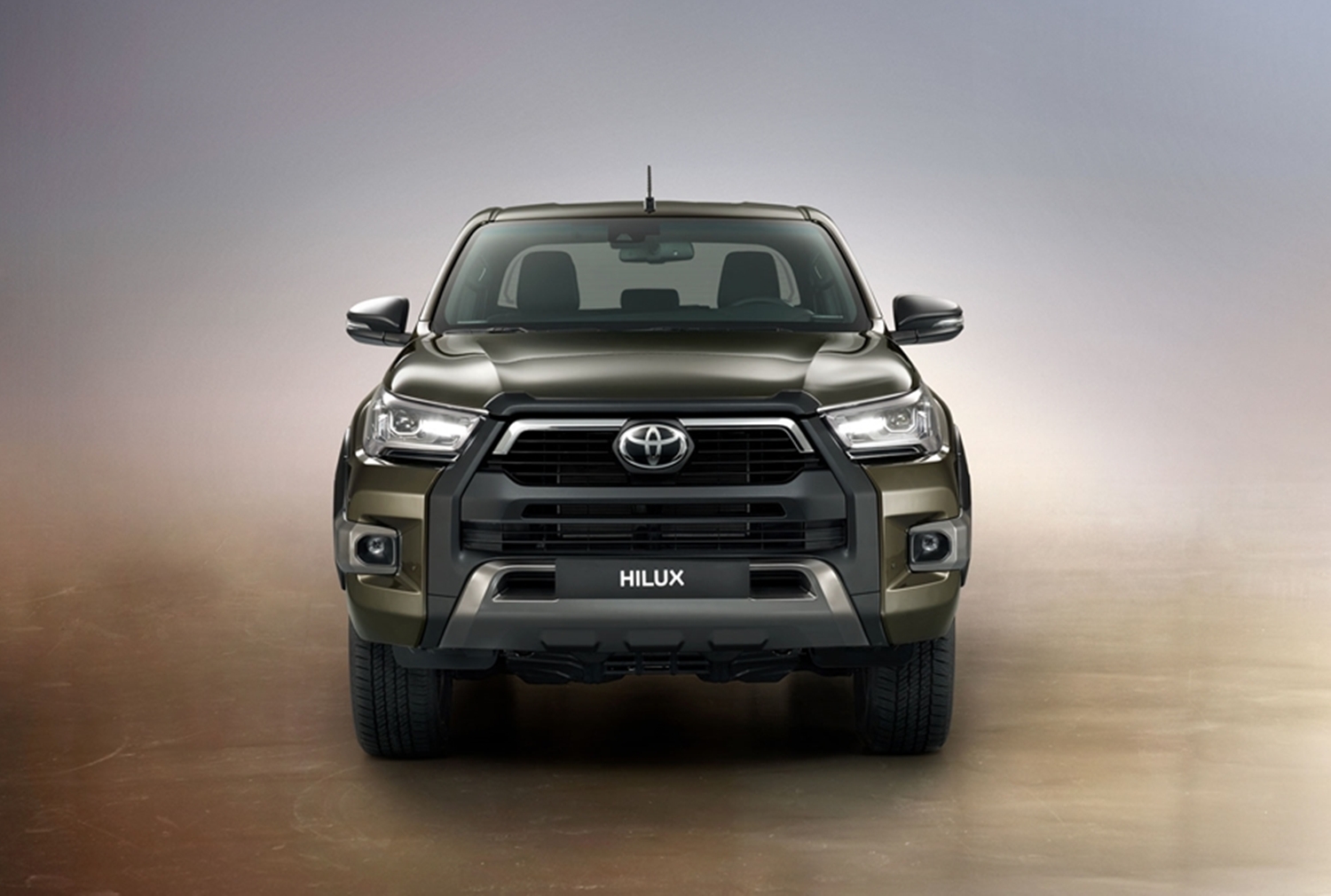 Yeni Toyota Hilux ön tasarım üç boyutlu panjur