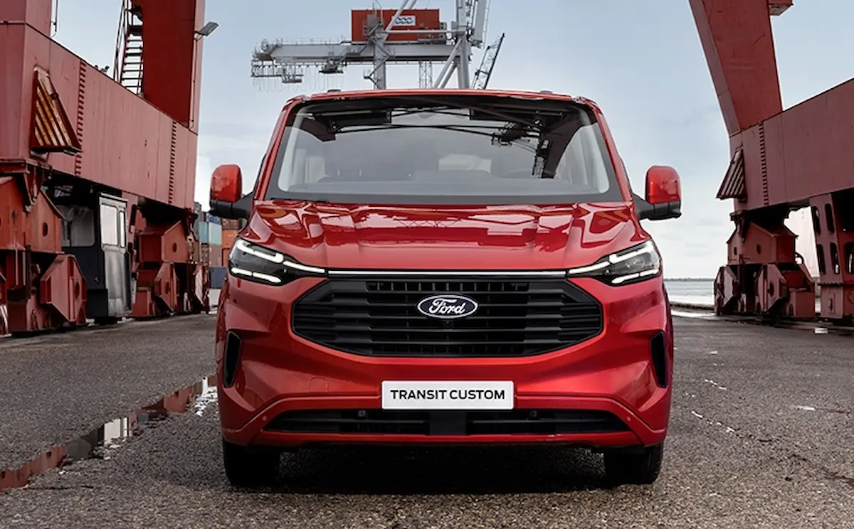 Ford_Transit_Custom önden görünüm