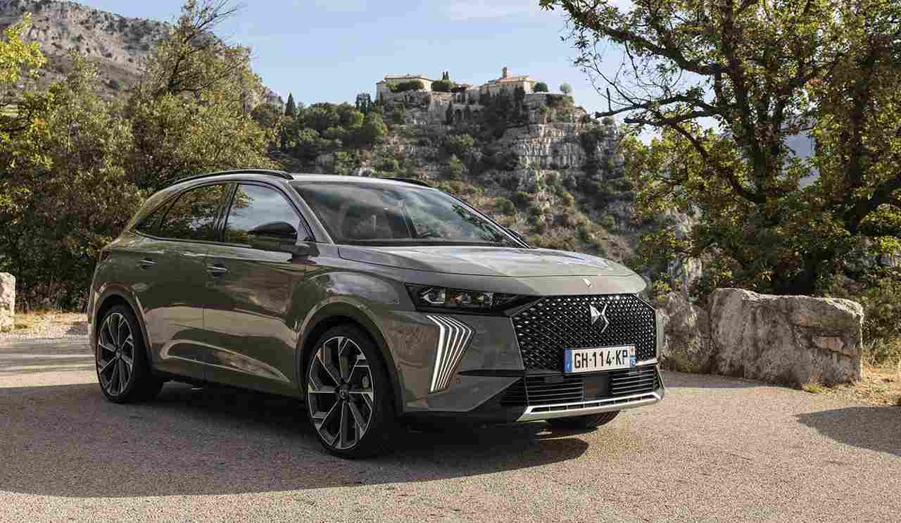 DS Automobiles Temmuz kampanyasıyla DS 7 ve DS 4 modellerinde cazip kredi ve takas desteği sunuyor.