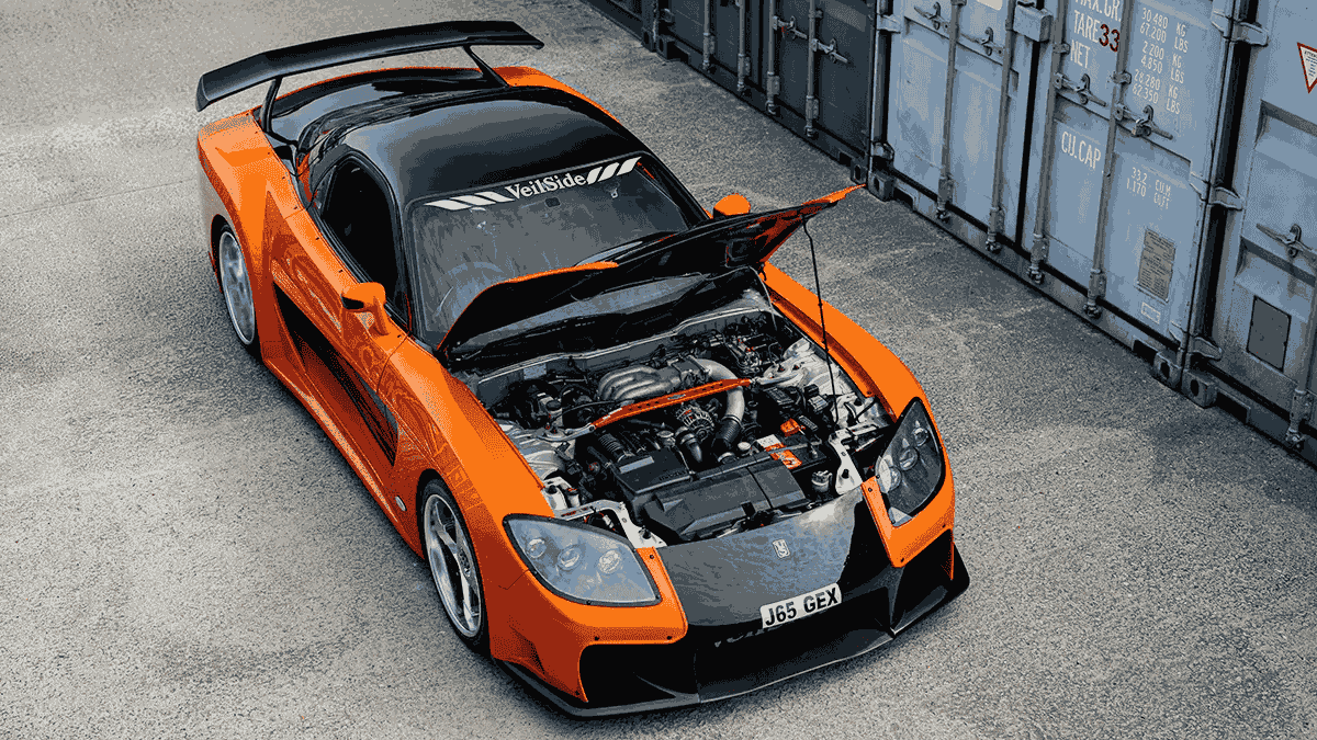 Veilside gövde kitiyle genişletilmiş Mazda RX-7, Bonhams müzayedesinde