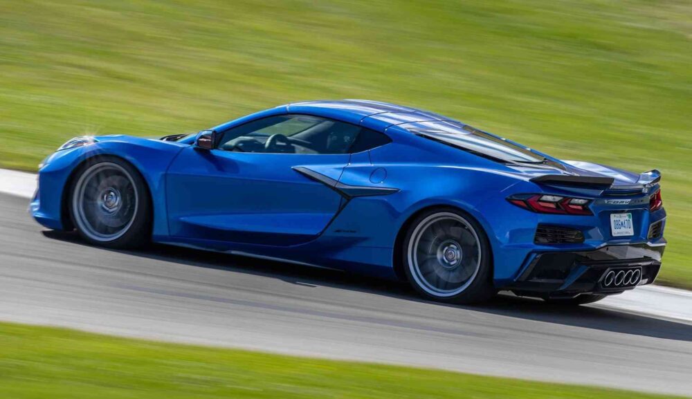 Chevrolet Corvette Z06 arka görünüm
