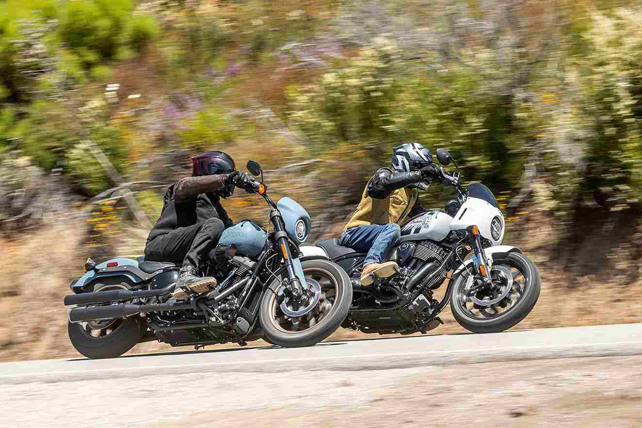 Harley-Davidson Low Rider S ve Indian Sport Chief yan yana
