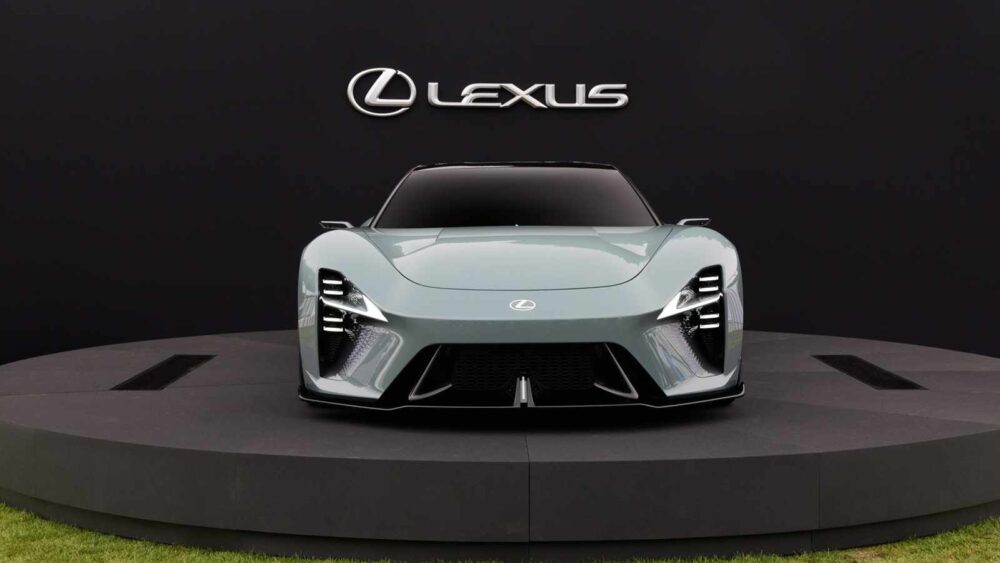 Lexus Sport Concept iki kapılı süper spor otomobil önden görünüm