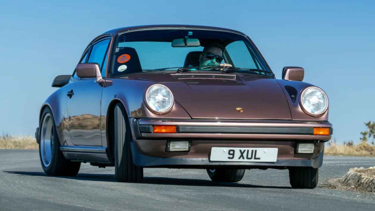 Porsche 911 Carrera 3.2