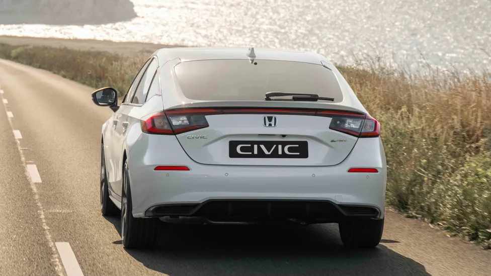 2025 Honda Civic makyajlı arka