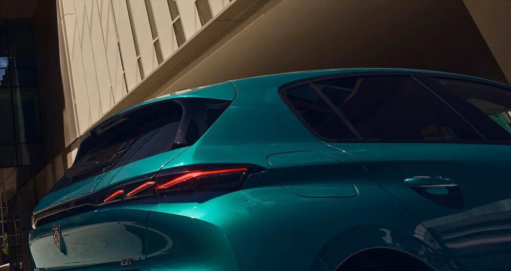 Yeni Peugeot E-308 arka tasarım