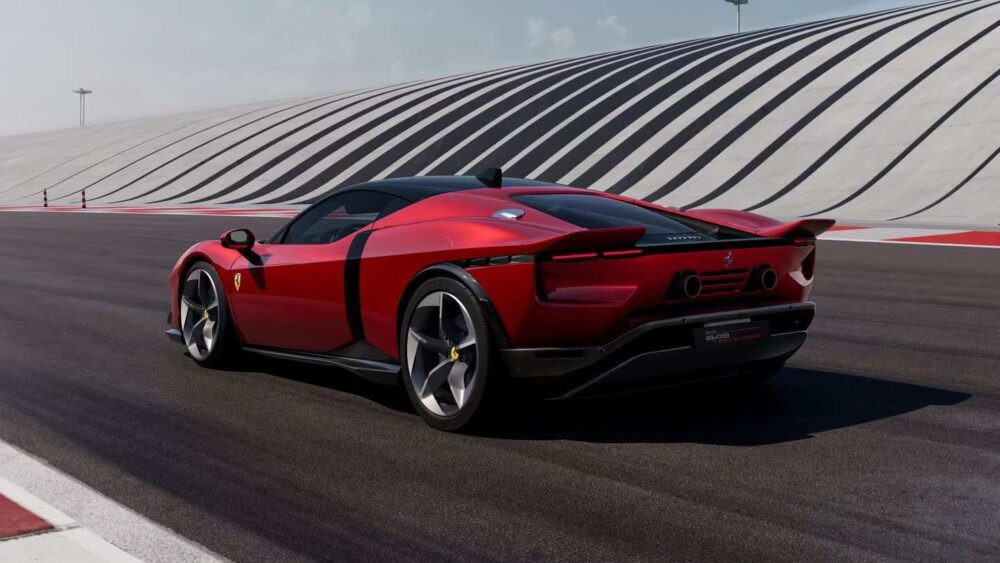 Ferrari 849 Testarossa arka çift kuyruklu tasarım