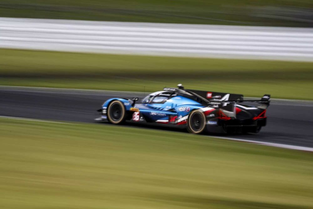 Fuji pistinde hızlanan Alpine A424, Hypercar sınıfında ilk zaferine ilerliyor