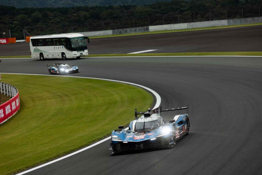 Fuji pistinde hızlanan Alpine A424, Hypercar sınıfında ilk zaferine ilerliyor