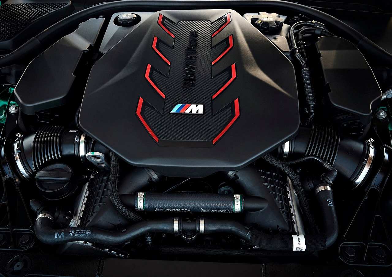 BMW benzinli araçlar Jochen Goller açıklaması