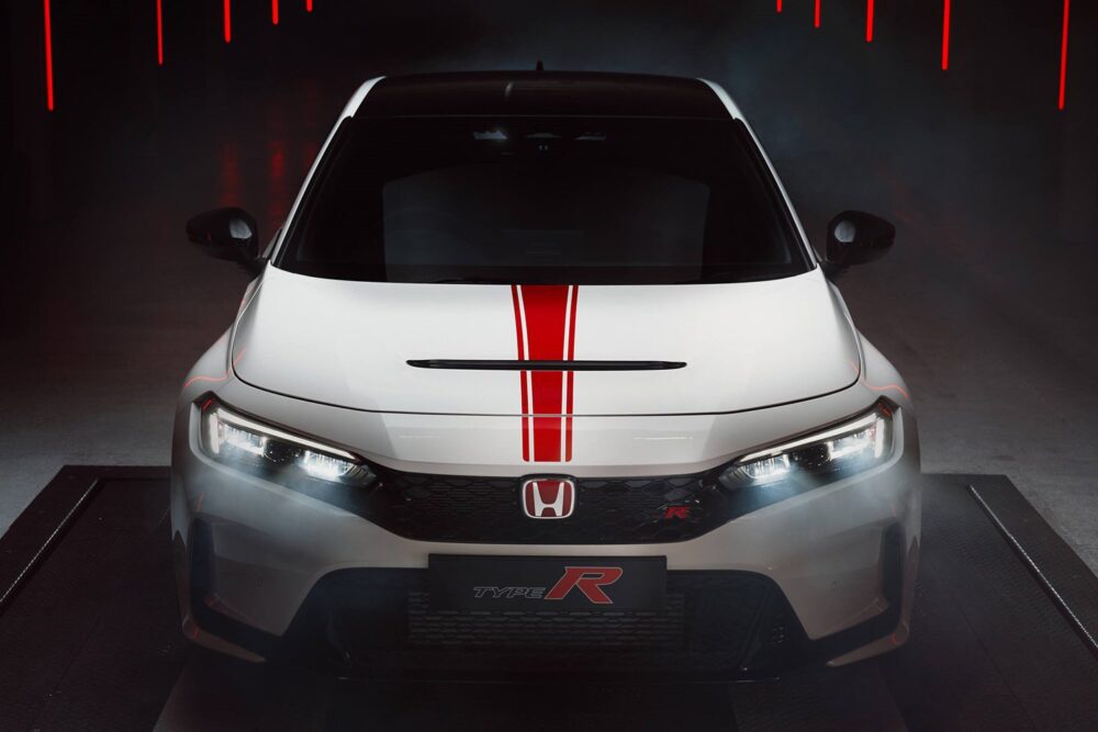 Honda Civic Type R Japonya versiyonu siyah tavanlı