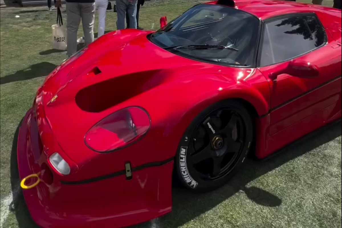 Ferrari F50 GT V12 motor ve karbon fiber gövde detayları
