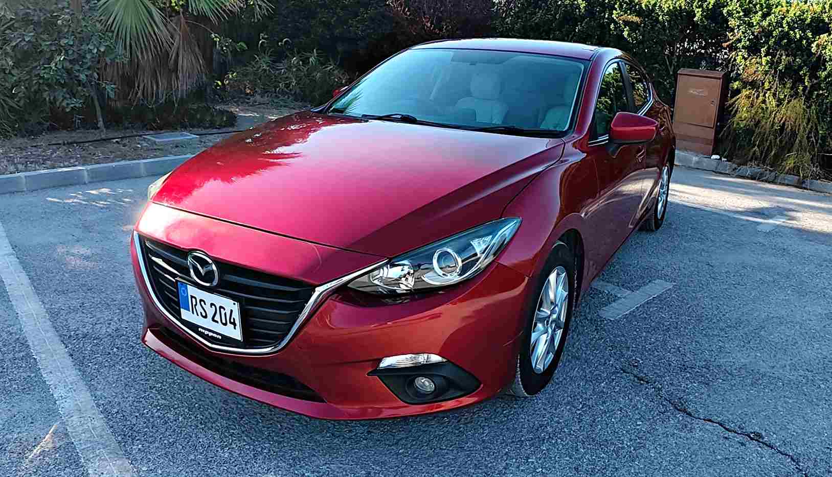 Mazda 3 test sürüşü ön görünüm
