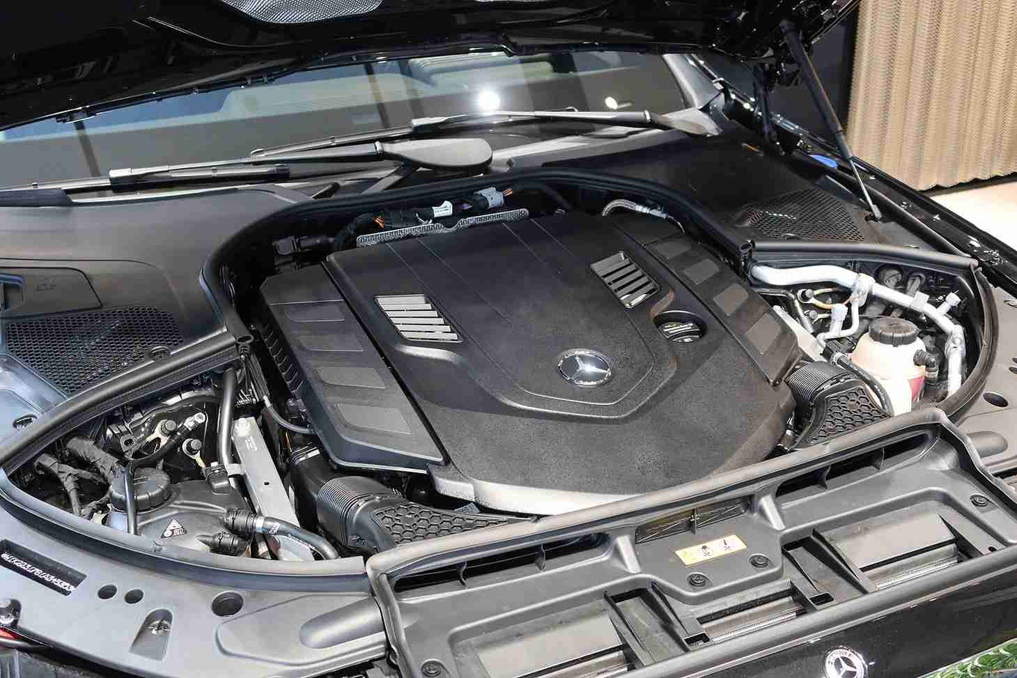 Mercedes-Benz S580 Long Night Edition Motor