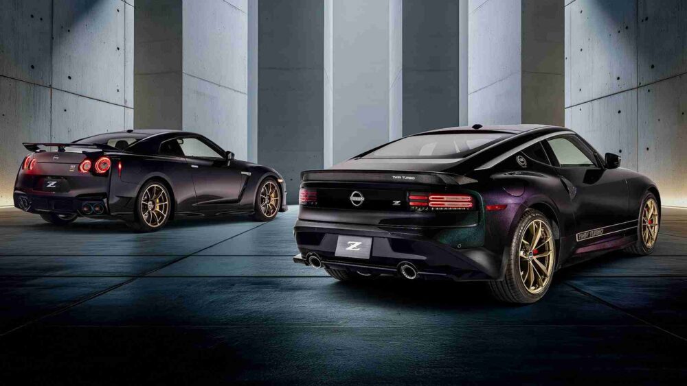 2026 Nissan Z Heritage Edition Midnight Purple rengi
