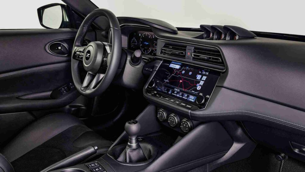 Nissan Z Heritage Edition iç mekân detayları
