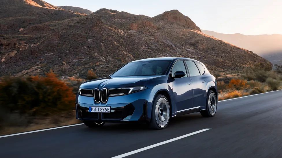 2026 BMW iX3 Neue Klasse ön tasarımı