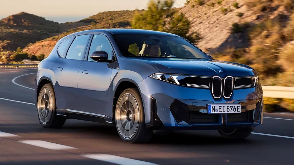 2026 BMW iX3 Neue Klasse ön tasarımı