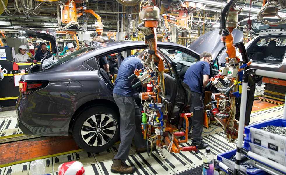 Subaru Legacy üretim hattı
