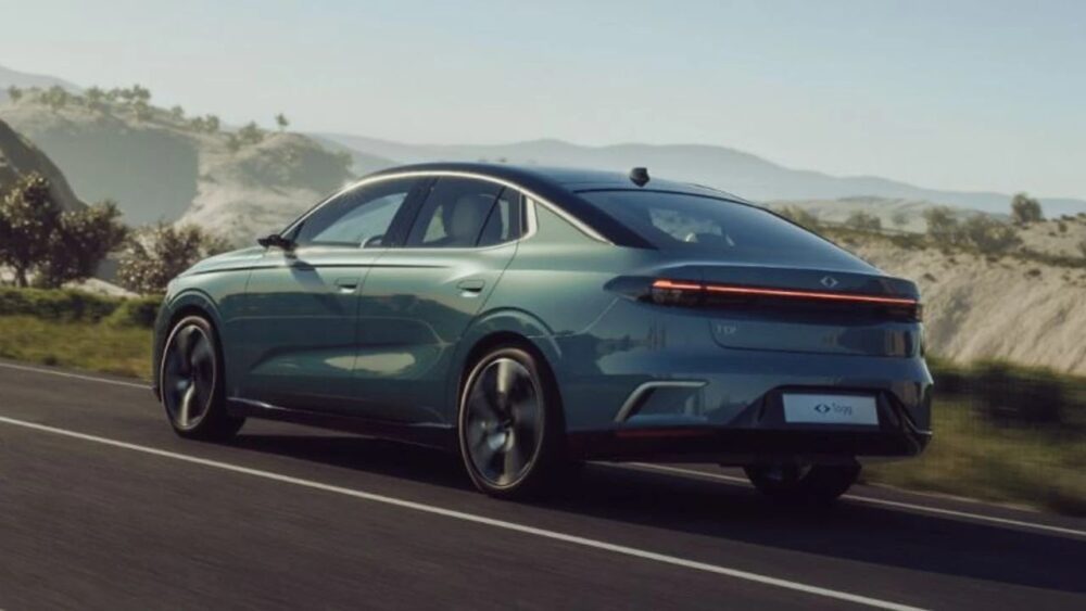 Togg T10F fastback modeli arkadan görünüm