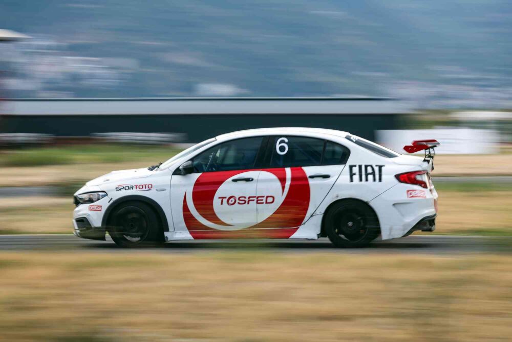 TOSFED Yıldızını Arıyor 2025 finalistleri Körfez Yarış Pisti’nde sahneye çıktı