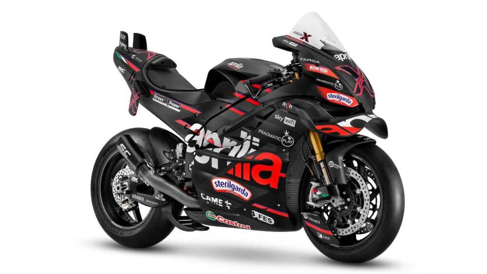 Aprilia RSV4 X-GP sınırlı üretim karbon fiber gövde