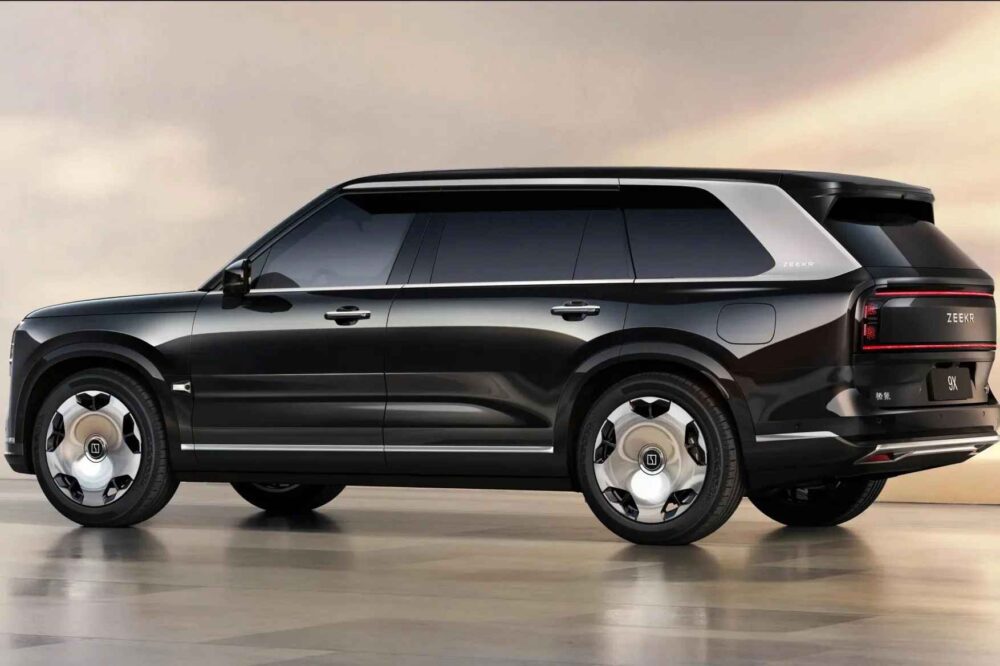 2026 Zeekr 9X hibrit SUV arka tasarım