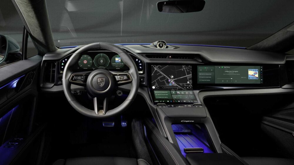 Porsche Cayenne Electric Flow Display iç mekân