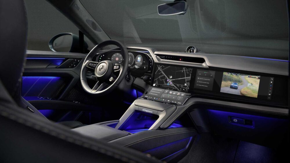 Porsche Cayenne Electric Flow Display iç mekân