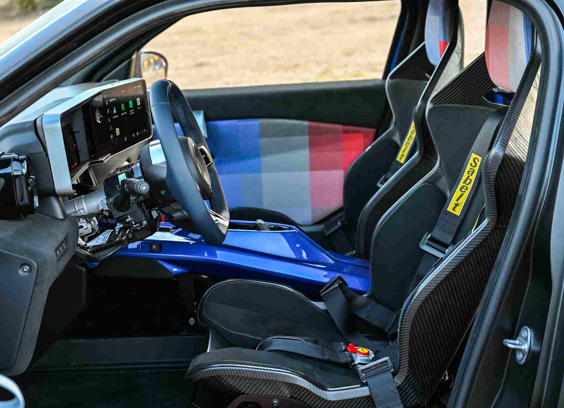 Renault 5 Turbo 3E 555 HP elektrikli mini supercar