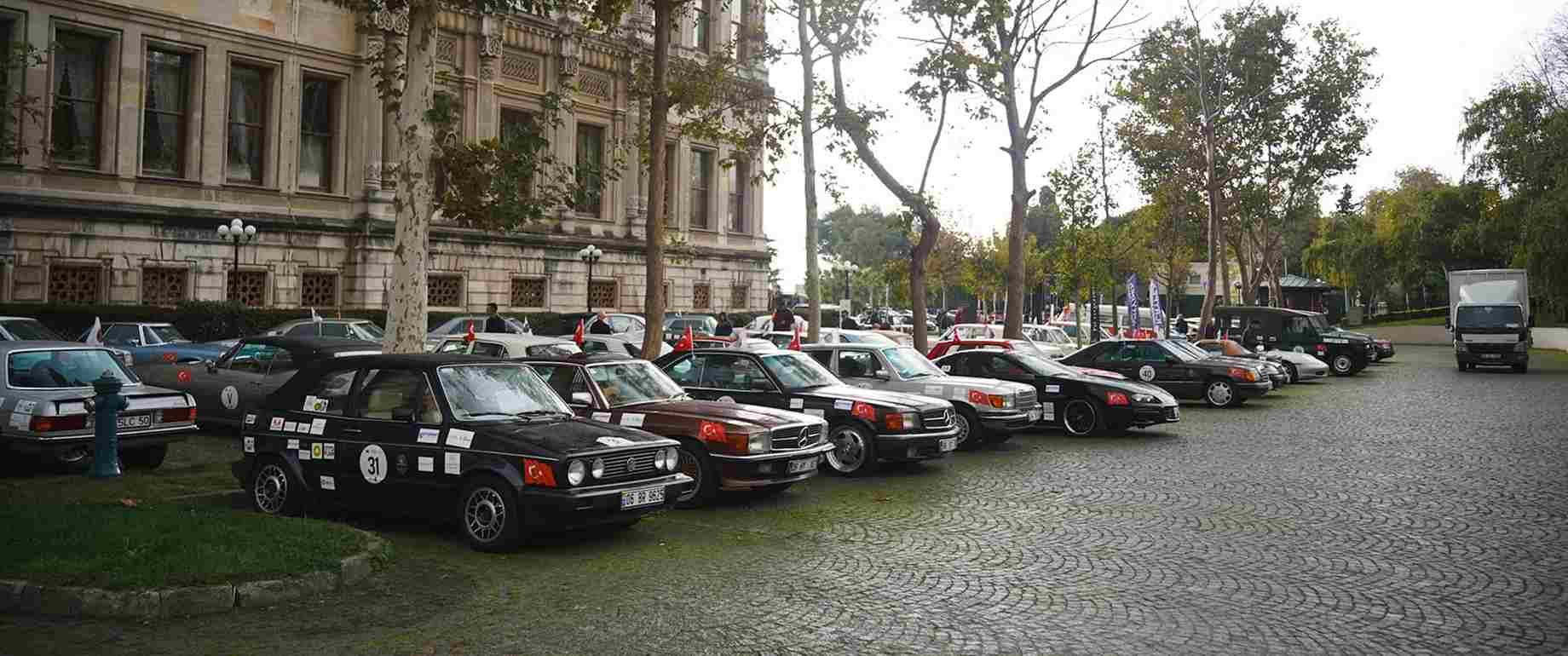 Cumhuriyet Rallisi klasik otomobiller
