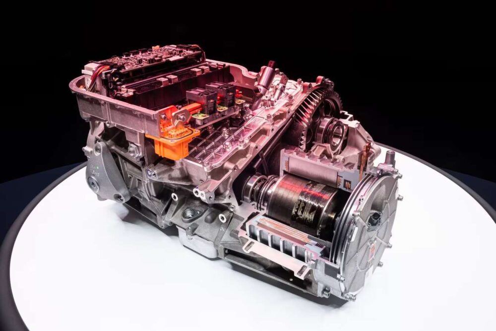 Ferrari Elettrica all-electric supercar with 1,000+ HP and 530 km range