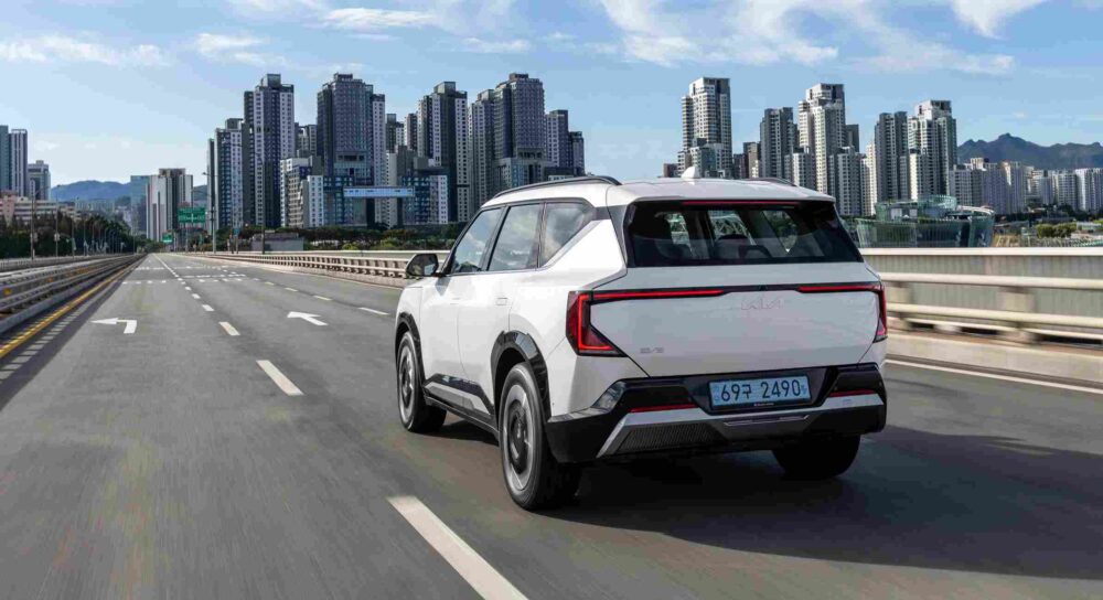 Yeni Kia EV5, kompakt SUV sınıfında elektrikli mobilitenin kurallarını yeniden yazıyor