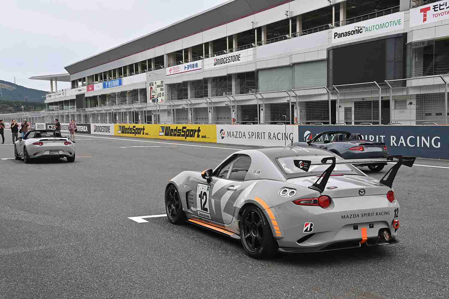 Mazda Spirit Racing 12R özel Roadster Fuji lansmanı