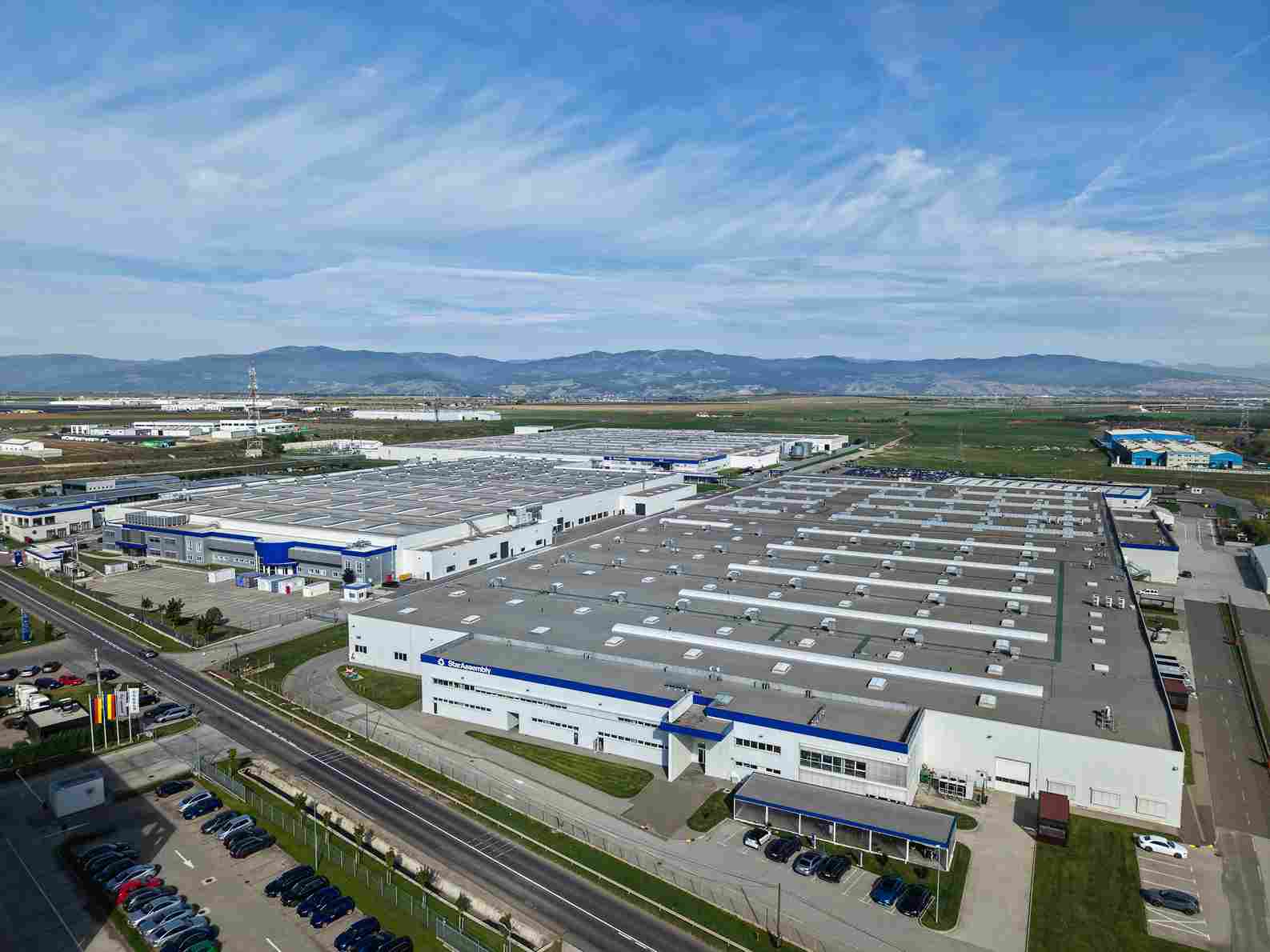 Mercedes-Benz GLC elektrikli aktarma organı üretimi Sebeş Star Assembly tesisinde başladı