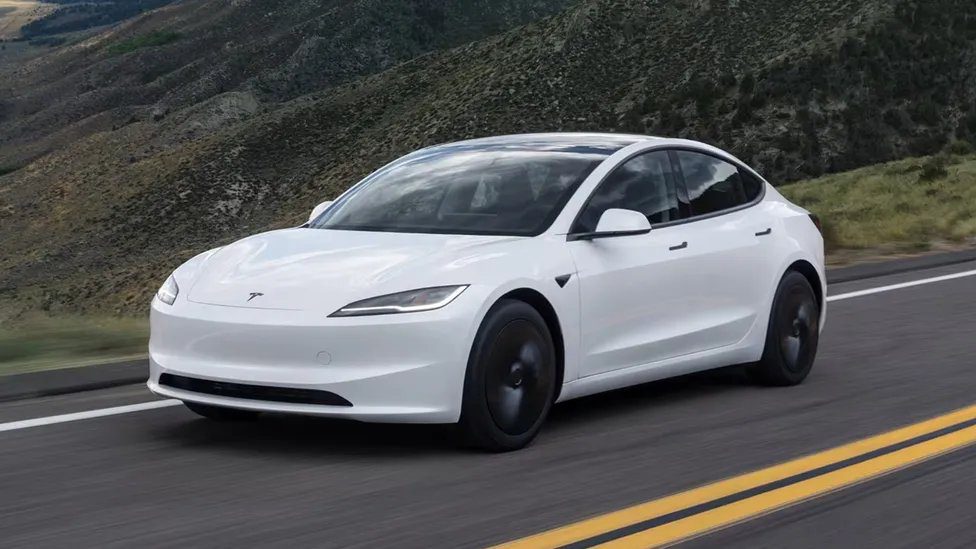Tesla Model 3 Standard 2025 front view – Tesla’s most affordable electric sedan priced at $36,990