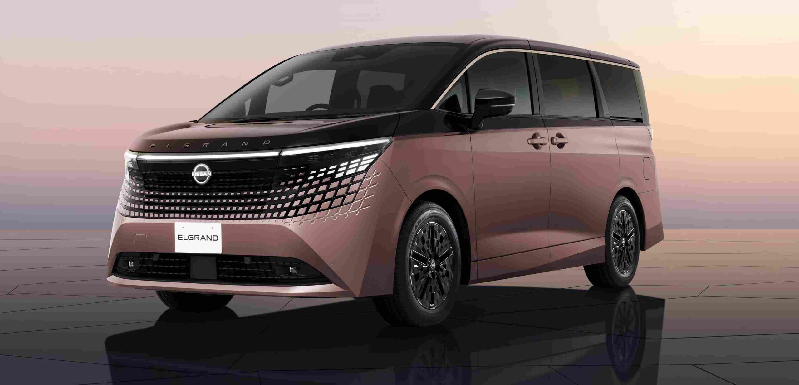 Yeni Nissan Elgrand – Japon estetiğiyle yeniden tanımlanan lüks minivan.