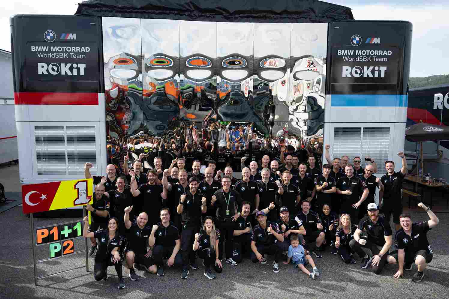 BMW M 1000 RR ile mücadele eden Toprak, WorldSBK zaferine bir adım daha yaklaştı