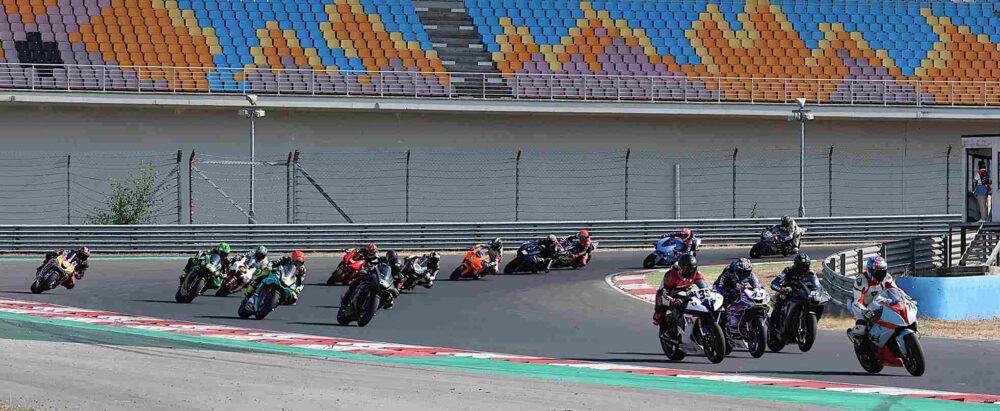 İstanbul Park’ta Türkiye Pist Şampiyonası start anı
