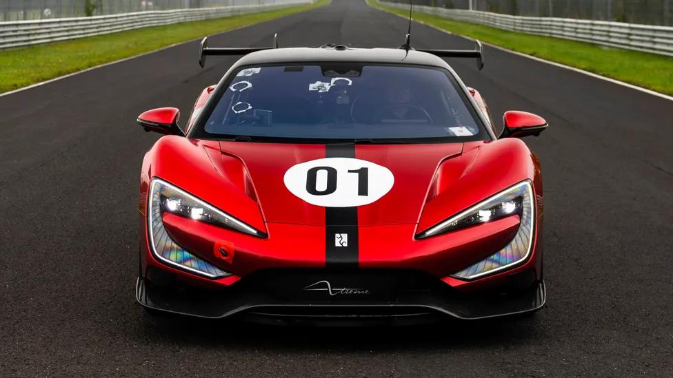 Yangwang U9 Xtreme, Nürburgring Nordschleife’de 6:59.157’lik dereceyle en hızlı üretim elektrikli spor otomobil rekorunu kırdı.