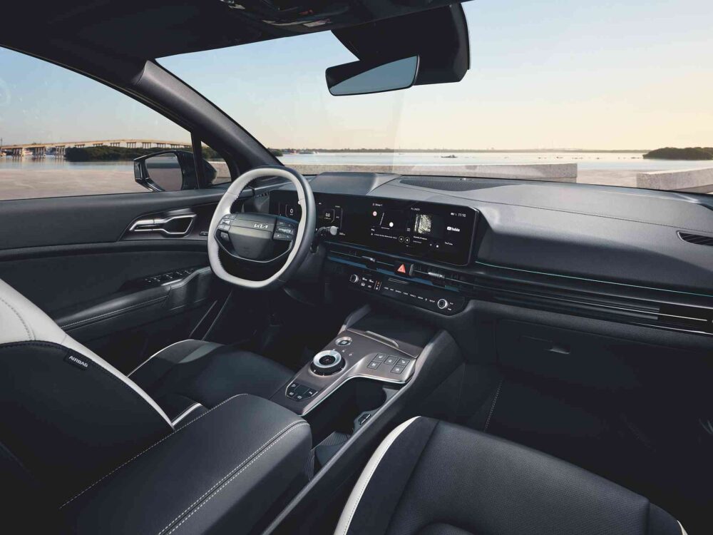 Kia Sportage iç mekânı – 12,3 inç ekran ve deri koltuklar