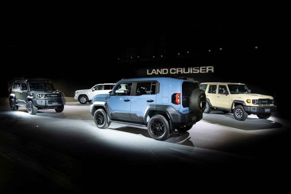 Yeni Toyota Land Cruiser FJ off-road SUV modeli