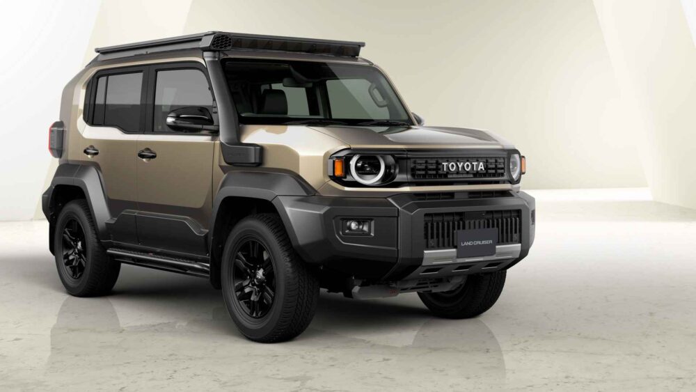 Yeni Toyota Land Cruiser FJ off-road SUV modeli