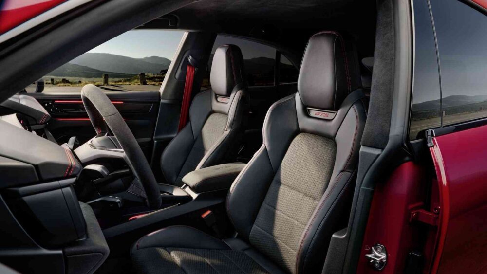 Tamamen elektrikli Porsche Macan GTS