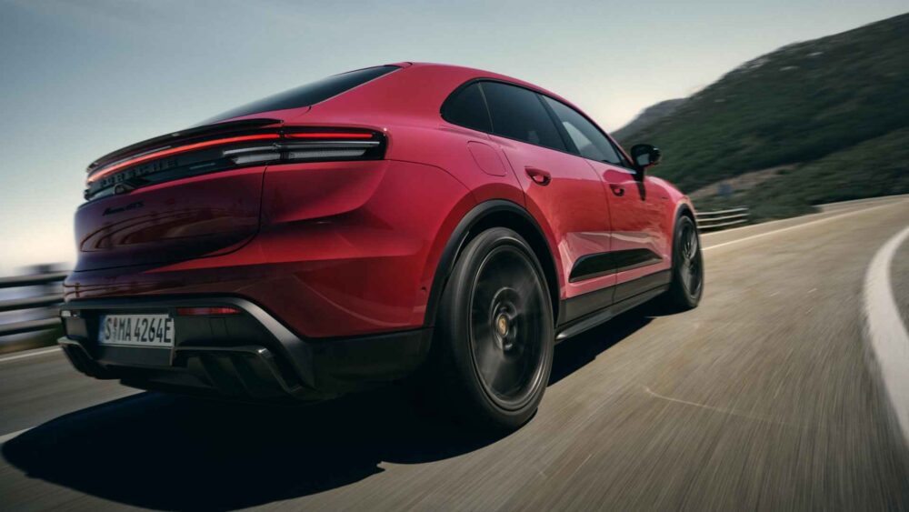 Tamamen elektrikli Porsche Macan GTS