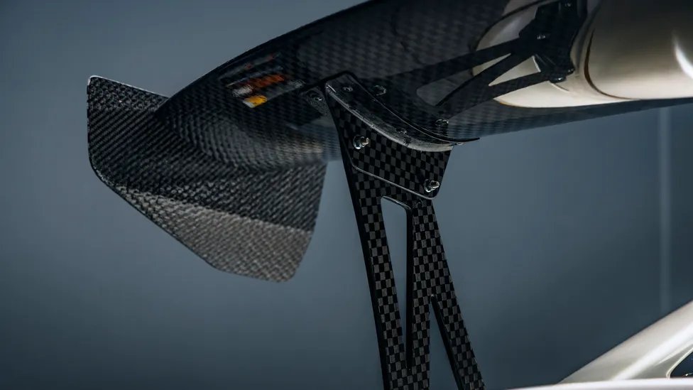 Honda S2000 BP25 geniş gövde karbon kit